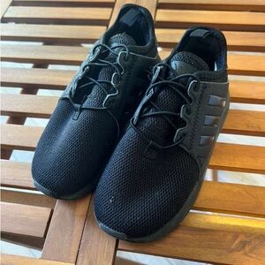 Adidas kids black sneakers Sz 10k